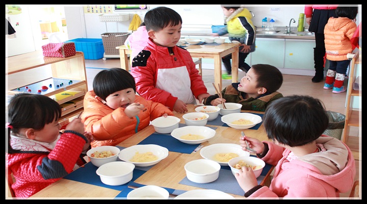 幼兒園兒童餐桌椅的選購知識(shí)